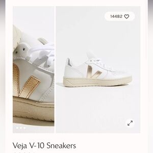 Veja V10 sneakers
